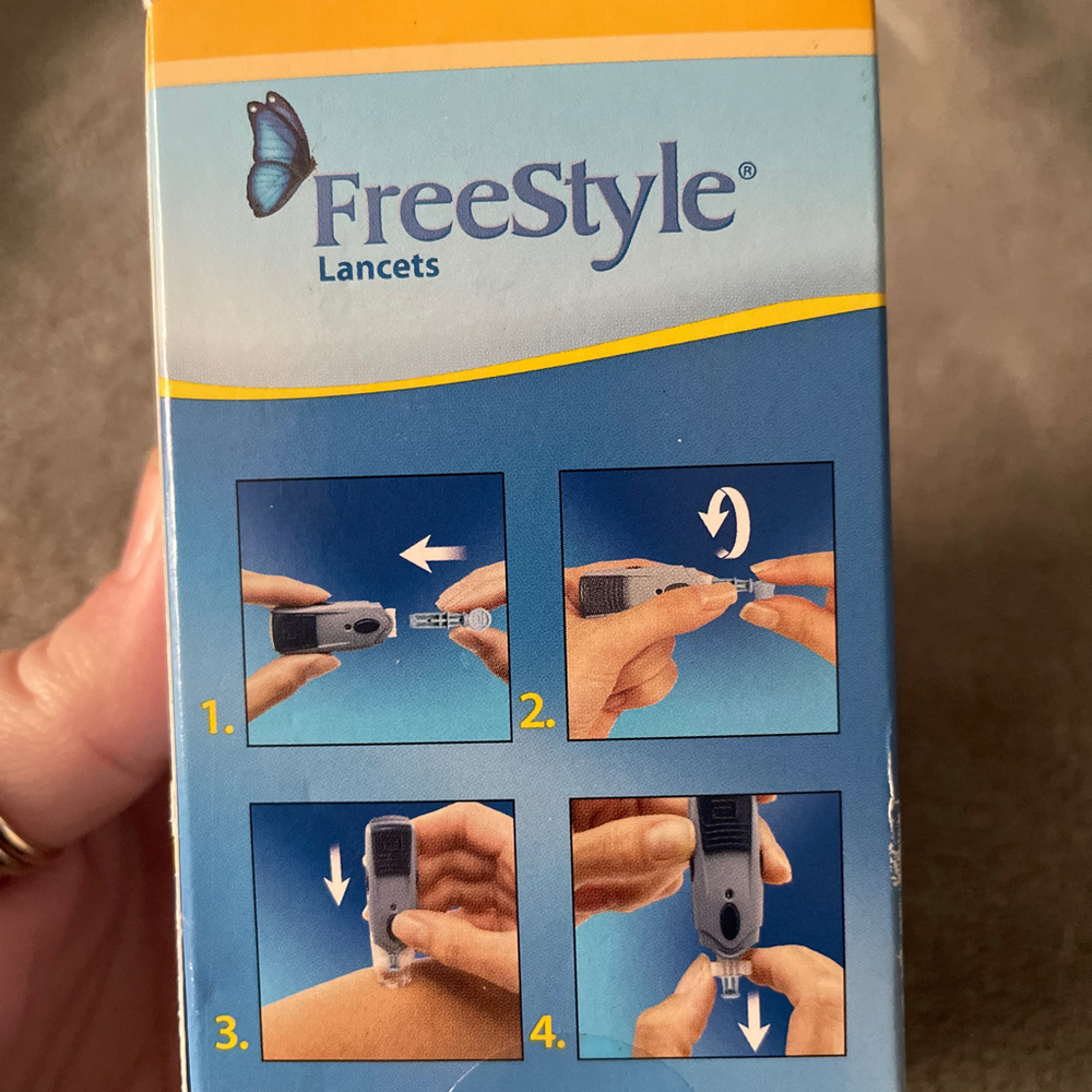 ABBOTT FreeStyle Sterile Lancets For GLucose Care Diabetes - Picture 2 of 6